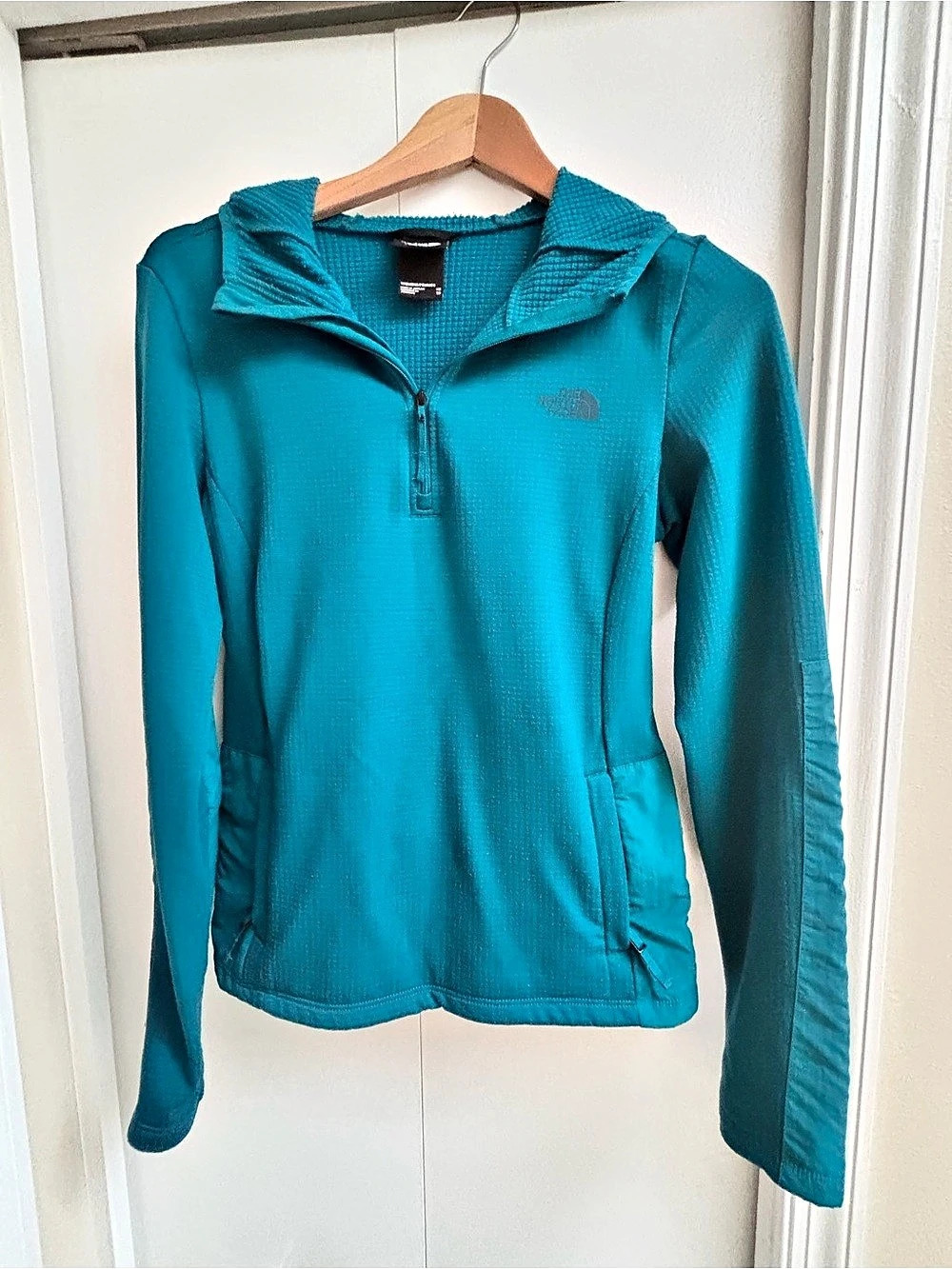 The North Face Teal Quarter-Zip Hooded Jacket - Women’s XS